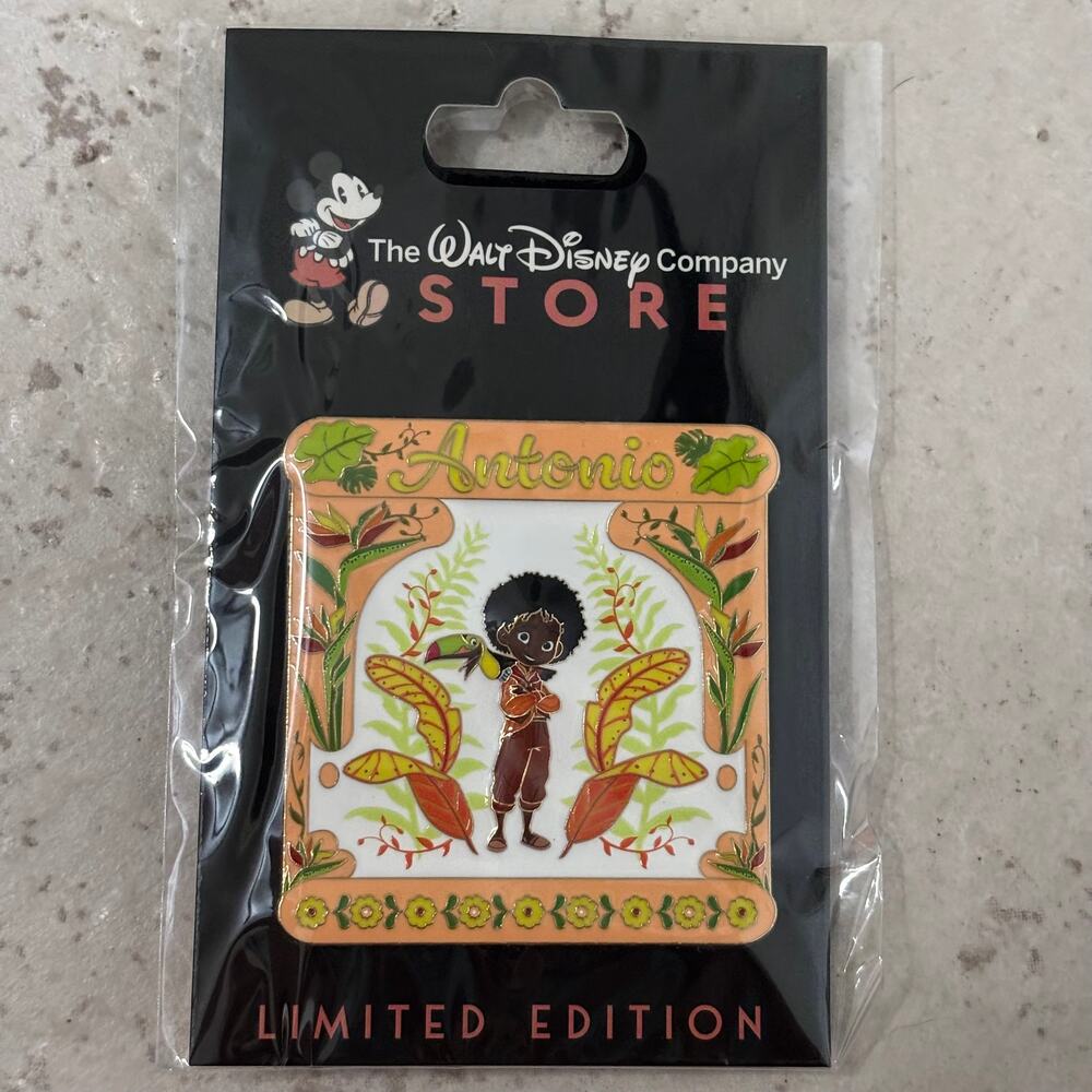 Disney 2025 Destination D23 TWDCS DEC LE 300 Encanto Tile Pin Antonio Madrigal